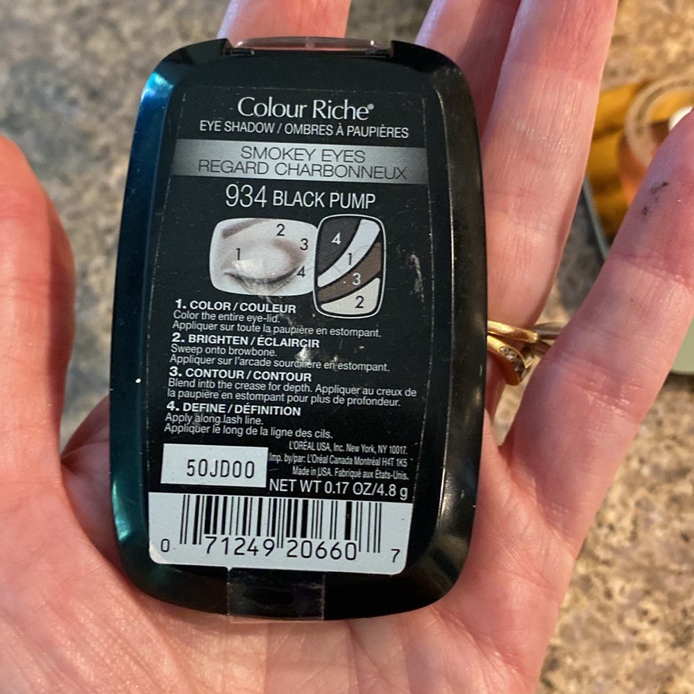 2 L’Oréal Eye Shadows Never Used 934 559 - Picture 4 of 10